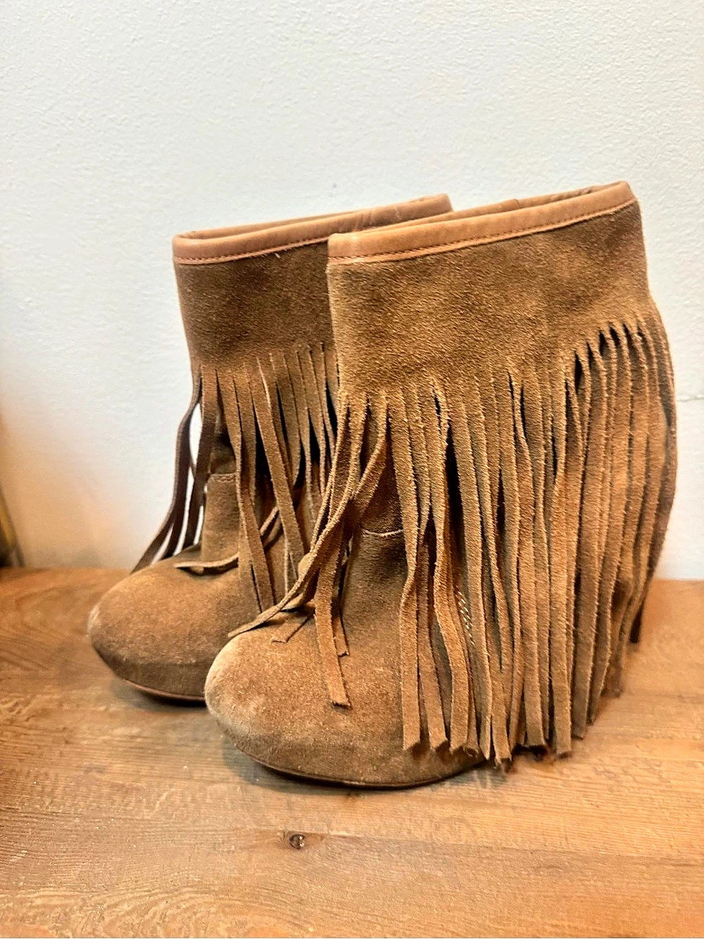 Koolaburra Veleta Fringe Wedge Boot Brown